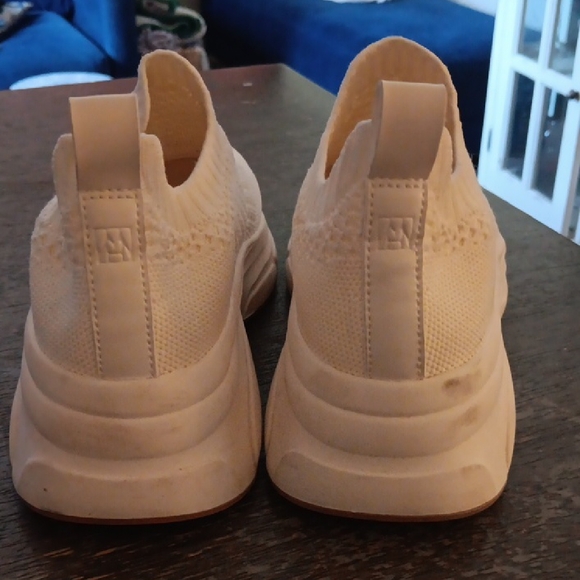 Cream Stretchy NO laces! Sneakers with Knit Design and Chunky Sole - Picture 4 of 5